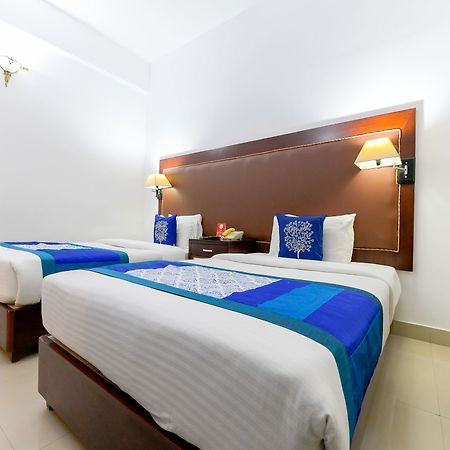 Oyo 7188 Ajantha Regency Hotel Kochi Eksteriør billede