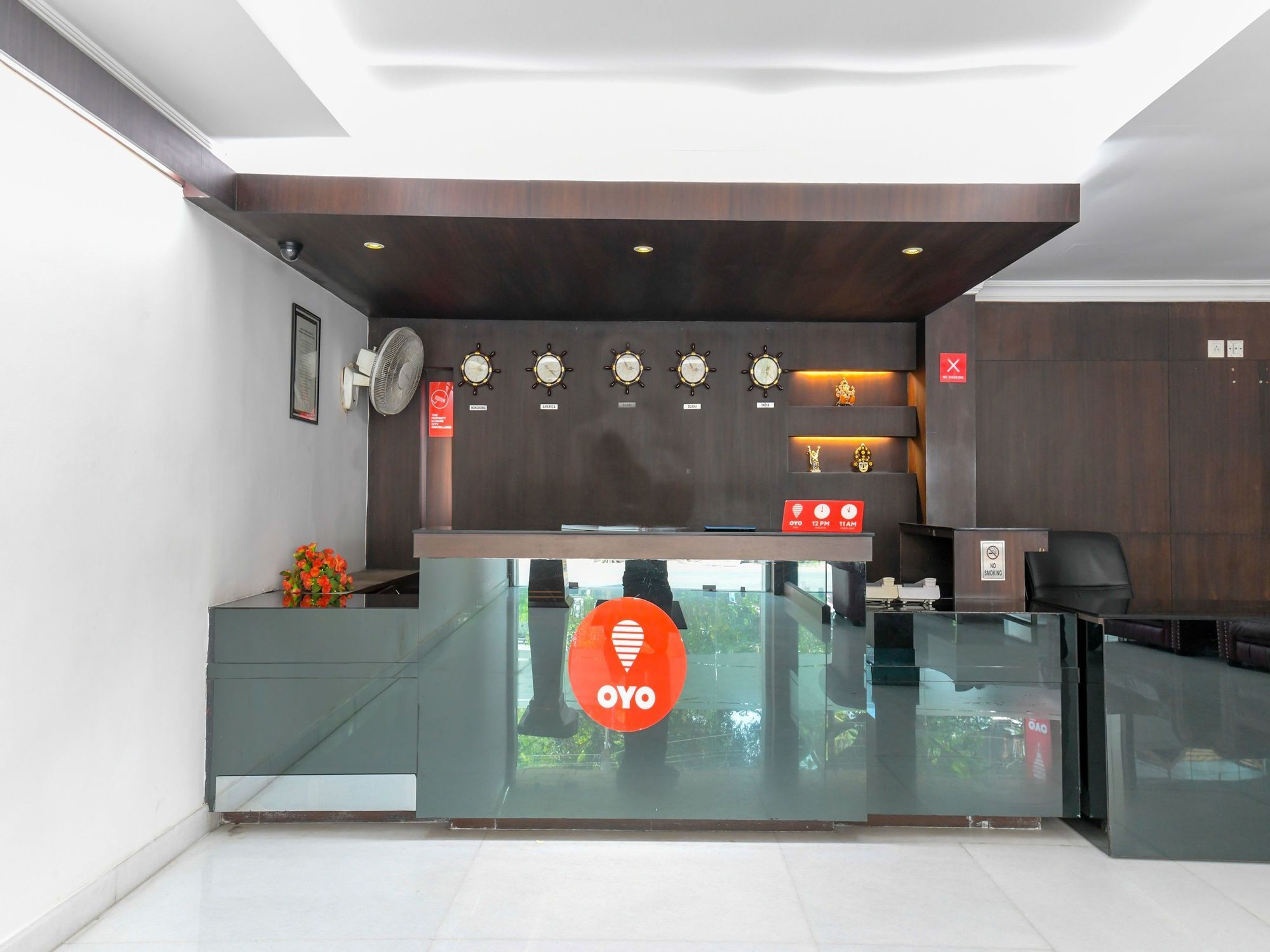 Oyo 7188 Ajantha Regency Hotel Kochi Eksteriør billede