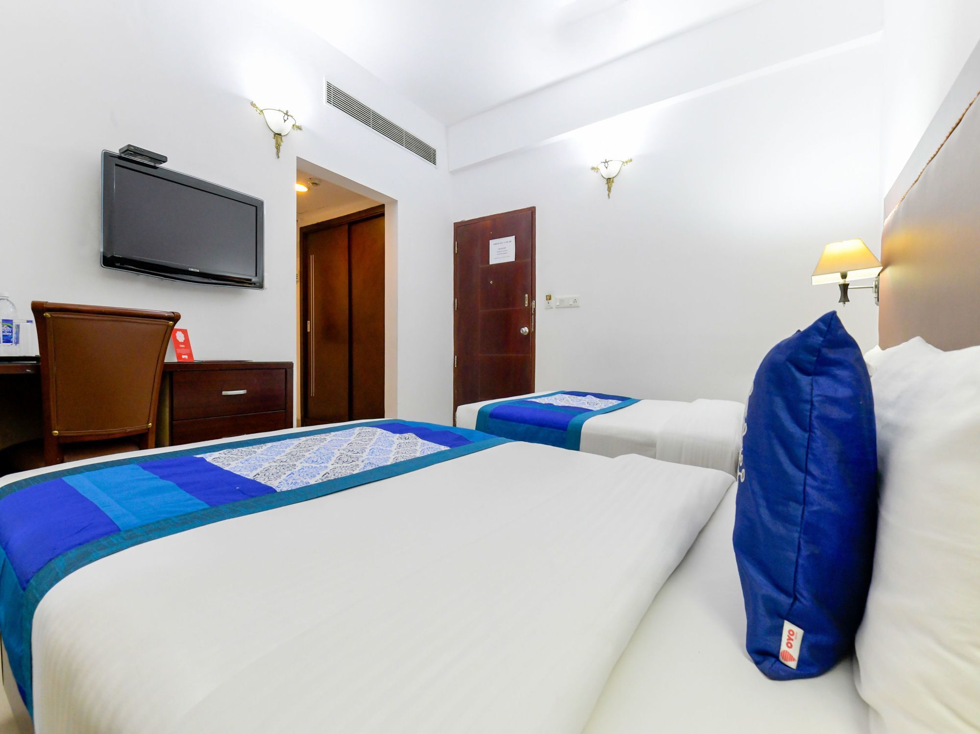 Oyo 7188 Ajantha Regency Hotel Kochi Eksteriør billede